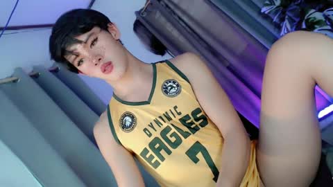 Snapshot of erotic_empress18 chatting on June 25, 7:13 am erotic_empress18 online show from June 25, 7:13 am