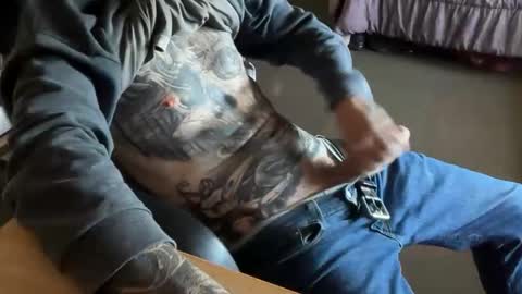 Erotic CloseUps online show from May 19, 6:14 pm