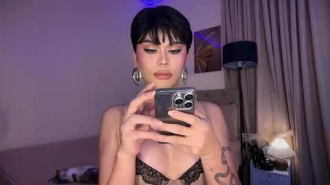 Snapshot of erotictsmonica chatting on July 9, 8:13 pm monica online show from July 9, 8:13 pm