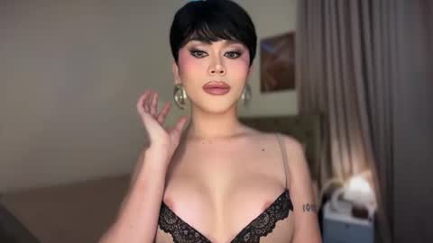 Snapshot of erotictsmonica chatting on July 28, 1:21 pm monica online show from July 28, 1:21 pm