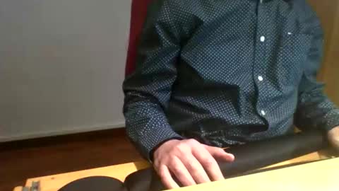 esclavo_hot online show from April 15, 5:20 pm