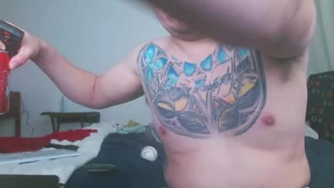 Snapshot of escodamus12 chatting on December 24, 10:22 am escodamus12 online show from December 24, 10:22 am