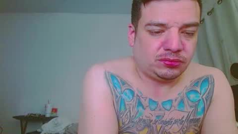 Snapshot of escodamus12 chatting on February 16, 9:04 am escodamus12 online show from February 16, 9:04 am