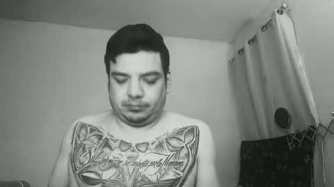 Snapshot of escodamus12 chatting on March 2, 5:33 am escodamus12 online show from March 2, 5:33 am