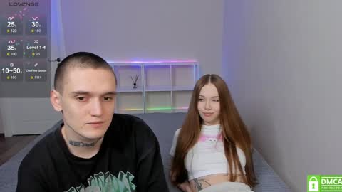 Snapshot of eshcka chatting on December 2, 4:09 pm Megan and Brad online show from December 2, 4:09 pm