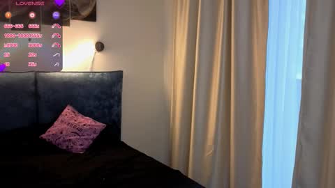 Snapshot of eshleeeygreen chatting on February 2, 1:21 pm EshleGreen online show from February 2, 1:21 pm