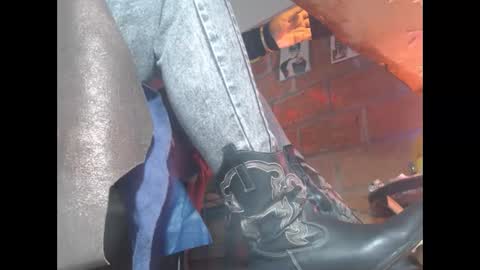 Eskela911 online show from March 9, 5:06 pm