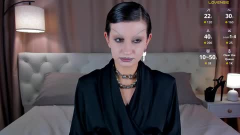 Snapshot of esme_fox chatting on April 24, 6:21 pm esme_fox online show from April 24, 6:21 pm