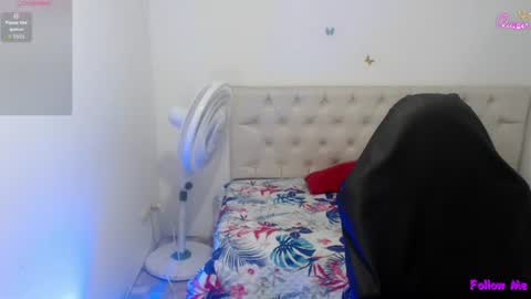 Snapshot of esmeralda_collins__ chatting on June 22, 7:00 pm ESMERALDA online show from June 22, 7:00 pm