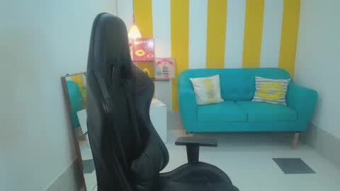 ESMERALDA  online show from January 17, 11:26 am