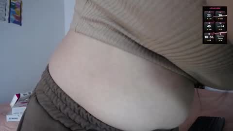 Snapshot of esmeralda_pym chatting on February 24, 11:52 am Esmeralda online show from February 24, 11:52 am