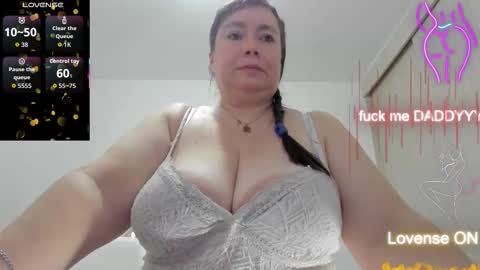 Esmeralda online show from March 7, 9:50 am