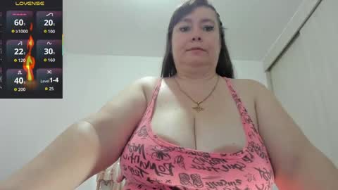 Esmeralda online show from May 30, 5:15 am