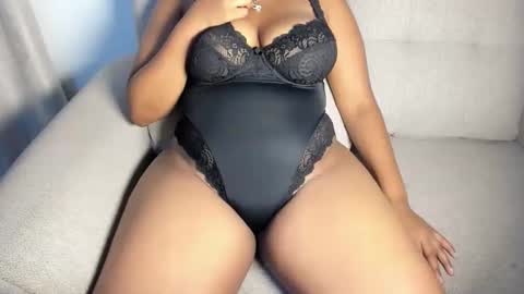 Esme online show from January 10, 12:12 am