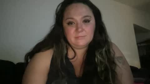 Snapshot of esmereldanikole chatting on February 27, 11:10 am Nikole online show from February 27, 11:10 am