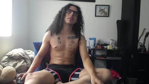 Snapshot of esnaider_man chatting on July 5, 4:47 pm Esnider online show from July 5, 4:47 pm
