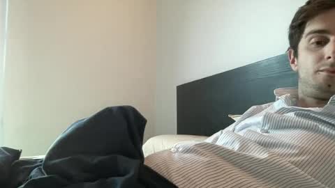 Snapshot of esoog15 chatting on July 4, 6:36 pm esoog15 online show from July 4, 6:36 pm