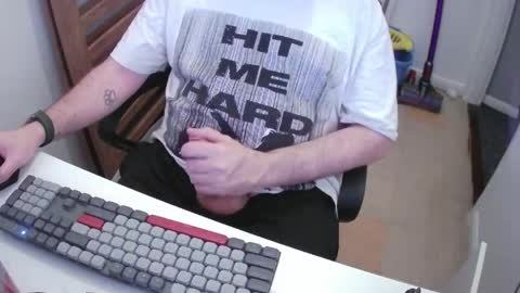 Snapshot of essex_wild chatting on April 2, 8:06 pm Morph online show from April 2, 8:06 pm