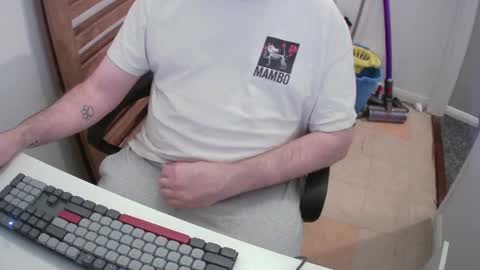 Snapshot of essex_wild chatting on April 5, 8:06 pm Morph online show from April 5, 8:06 pm
