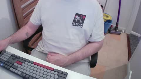 Snapshot of essex_wild chatting on April 6, 7:59 pm Morph online show from April 6, 7:59 pm