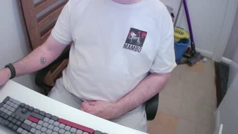 Snapshot of essex_wild chatting on April 15, 9:04 pm Morph online show from April 15, 9:04 pm