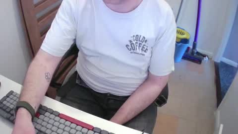 Snapshot of essex_wild chatting on April 25, 5:10 pm Morph online show from April 25, 5:10 pm