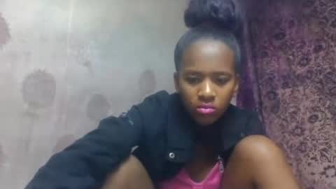 Snapshot of estancelee chatting on June 30, 5:03 pm estancelee online show from June 30, 5:03 pm