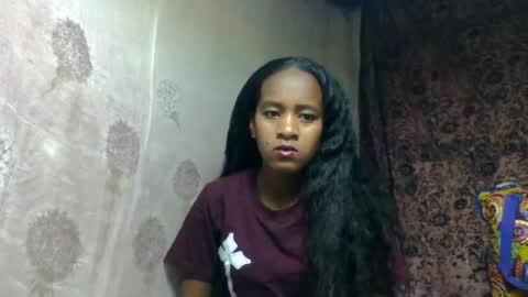 Snapshot of estancelee chatting on July 7, 5:21 am estancelee online show from July 7, 5:21 am