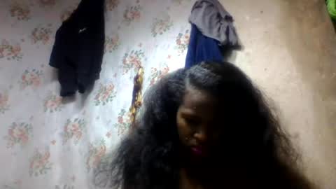 Snapshot of estancelee chatting on July 23, 10:02 am estancelee online show from July 23, 10:02 am