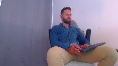 esteban online show from December 29, 7:53 pm