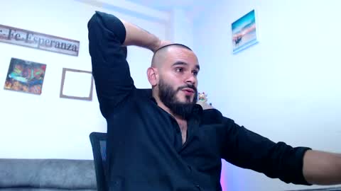 Snapshot of esteban_fer chatting on May 20, 6:47 pm Esteban Fernandez online show from May 20, 6:47 pm