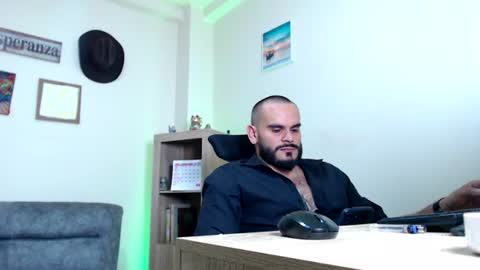 Snapshot of esteban_fer chatting on June 30, 3:29 am Esteban Fernandez online show from June 30, 3:29 am