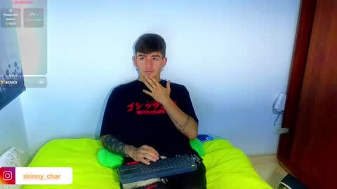 Esteban independent model online show from December 17, 3:39 pm