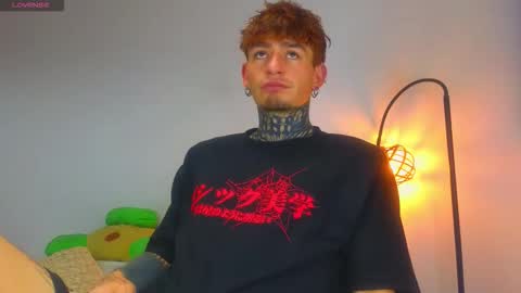 Esteban independent model online show from December 5, 10:46 am