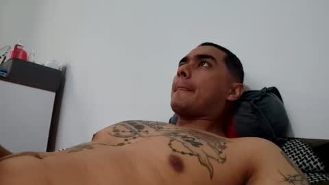 estebanmed92 online show from February 27, 5:57 pm