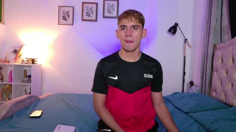 Esteban online show from February 17, 10:34 am