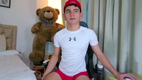 Esteban online show from June 30, 11:11 am