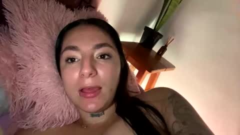 estefa1 online show from March 12, 6:19 am