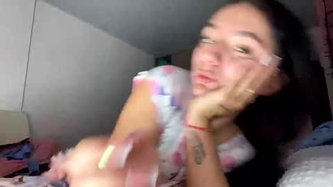 estefa1 online show from March 14, 5:35 am