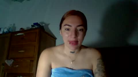 Snapshot of estefa1 chatting on July 1, 5:31 am estefa1 online show from July 1, 5:31 am