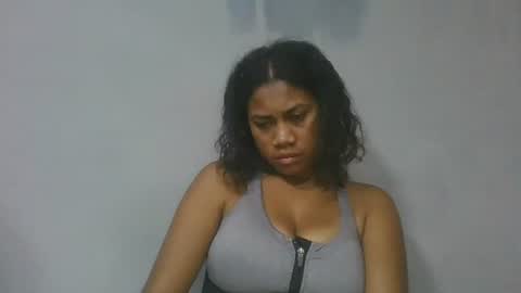 estelah796836 online show from May 12, 7:16 am