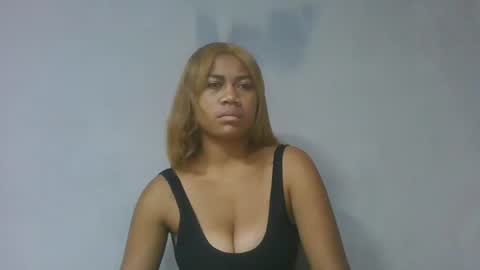 estelah796836 online show from May 19, 3:24 am