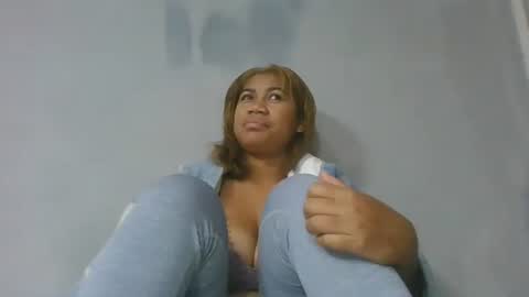 estelah796836 online show from May 24, 4:17 am