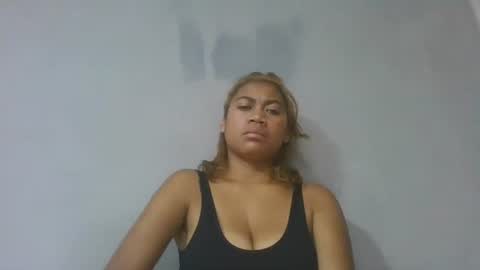 estelah796836 online show from May 28, 7:05 am