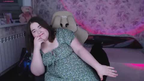 estelle_hicks online show from March 21, 6:55 pm