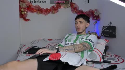 estivenvel online show from November 23, 2:28 pm