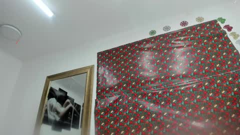 Snapshot of estrella_hanks_ chatting on January 8, 11:54 am Estrella online show from January 8, 11:54 am