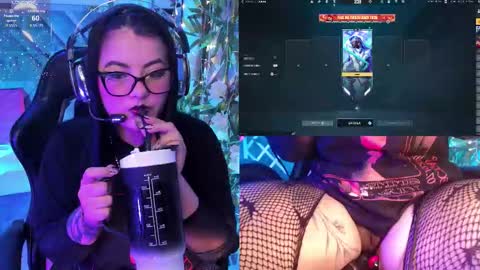 Aura online show from February 12, 1:50 pm