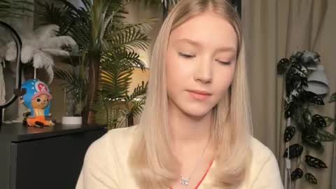 Natalie online show from February 15, 7:51 am