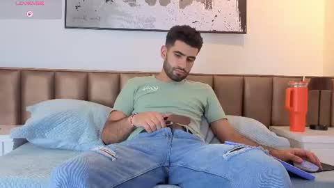 Snapshot of ethan__walker chatting on June 25, 7:07 pm Ethan online show from June 25, 7:07 pm